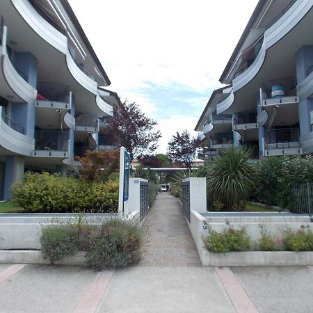 Costa Azzurra Apartment Grado Dış mekan fotoğraf